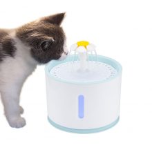 2.4L Automatische Haustier Katze Wasser Brunnen mit LED Elektrische USB Hund Katze Pet Stumm Trinker Feeder Bowl Pet Trinken Brunnen spender 2.4L Automatische Haustier Katze Wasser Brunnen mit LED Elektrische USB Hund Katze Pet Stumm Trinker Feeder Bowl Pet Trinken Brunnen spender