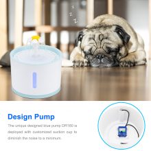 2.4L Automatische Haustier Katze Wasser Brunnen mit LED Elektrische USB Hund Katze Pet Stumm Trinker Feeder Bowl Pet Trinken Brunnen spender 2.4L Automatische Haustier Katze Wasser Brunnen mit LED Elektrische USB Hund Katze Pet Stumm Trinker Feeder Bowl Pet Trinken Brunnen spender
